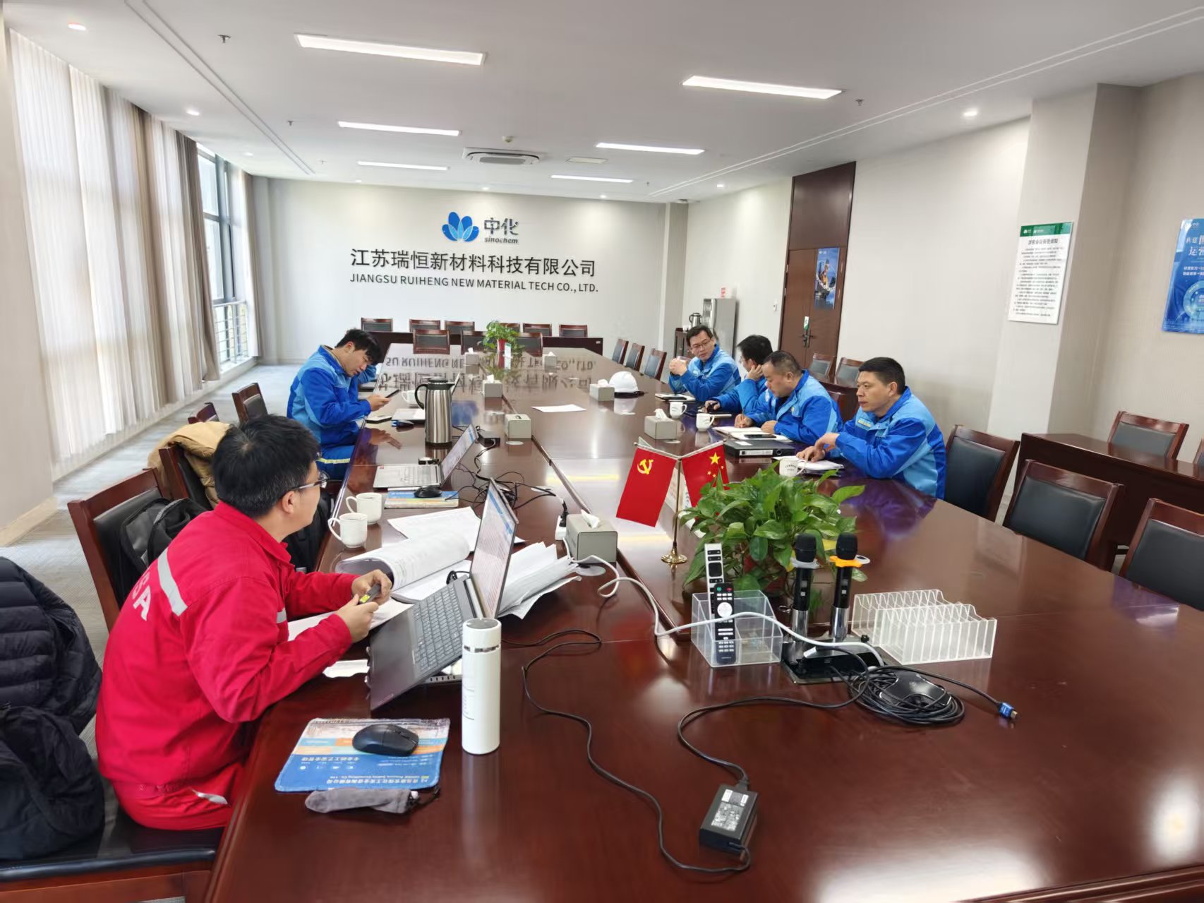 ea7bee9e513accd400fd8215e28b122e.jpg ea7bee9e513accd400fd8215e28b122e.jpg